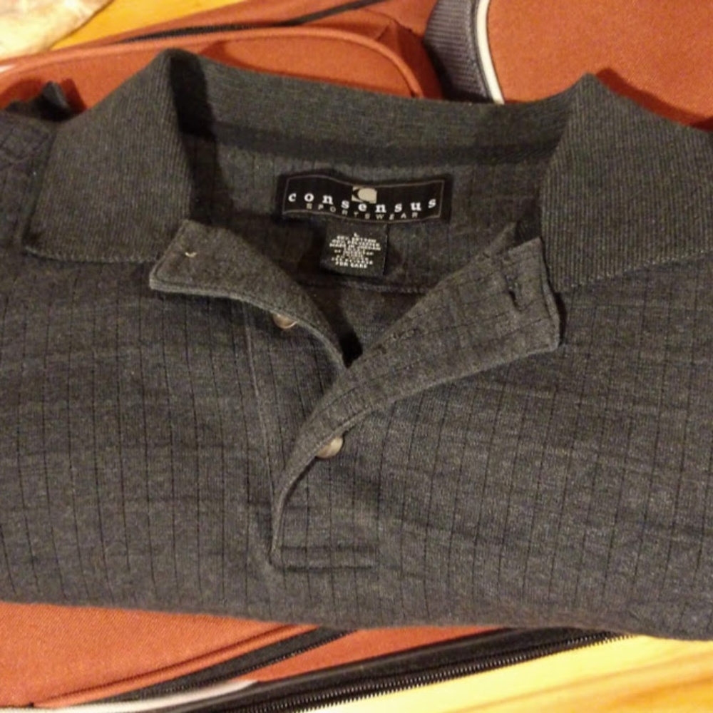 Consensus Sportswear Long Sleeve Gray Pullover Lrg